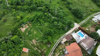 Građevinsko zemljište 1.435 m², Sveti Lovreč - mirna lokacija