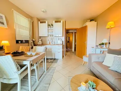 Apartman u Novalji, pogled na more i terasa - 7