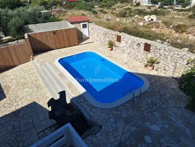 Kuća 347 m², Košljun kod Paga, bazen i blizina mora - 13