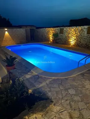 Kuća 347 m², Košljun kod Paga, bazen i blizina mora - 16