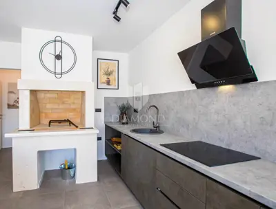 House 110 m², Bale - renovated and furnished - 16