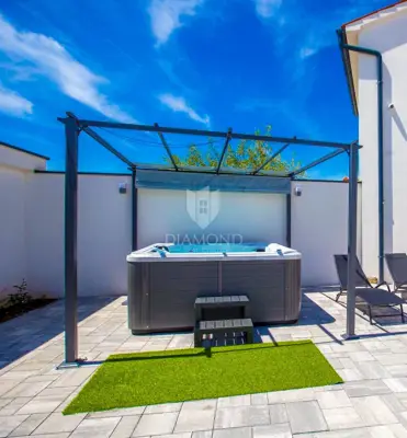 House 110 m², Bale - renovated and furnished - 21