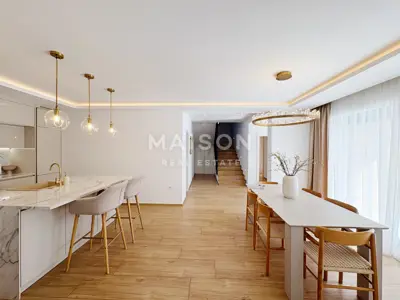 House for sale in Centar, 250 m² - 4