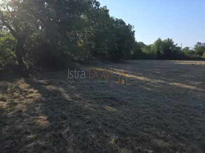 *Građevinsko zemljište površine 1191 m²*