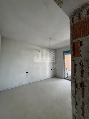 Stan 103,85 m², Crvene kuće, vrt i parkirna mjesta - 2