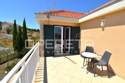 Haus mit Pool, Škrip auf Brač, ruhige Lage - 9