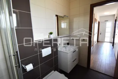 Haus mit Pool, Škrip auf Brač, ruhige Lage - 14
