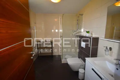 Haus mit Pool, Škrip auf Brač, ruhige Lage - 16