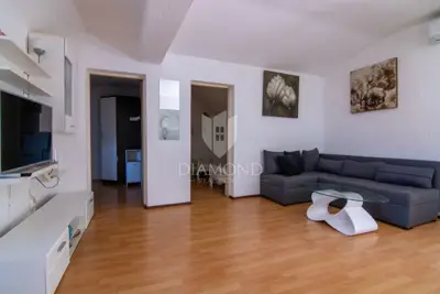 Haus, Škurinje Rijeka - 5 Zimmer, 2 Badezimmer