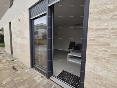 Apartment 70 m², Štinjan, Pula - garden 150 m² and 2 parking spaces - 15