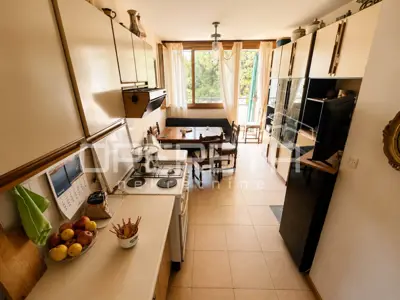 Wohnung 47 m², Bol - 2 Schlafzimmer, Balkon