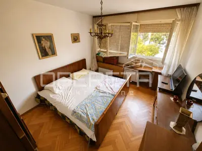 Wohnung 47 m², Bol - 2 Schlafzimmer, Balkon - 2