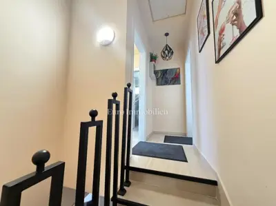 Kuća 160 m², Novalja - 4 apartmana, renovirana - 22