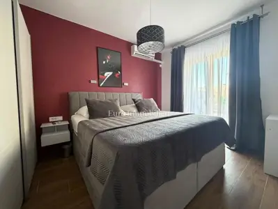 Kuća 160 m², Novalja - 4 apartmana, renovirana - 17