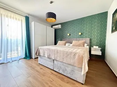 Kuća 160 m², Novalja - 4 apartmana, renovirana - 18