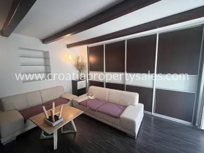 Kuća, Hvar, 140 m², 290 000 € - 2