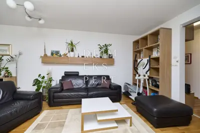 Novi Jelkovec, Uređen četverosoban stan s dvije garaže, 92 m² - Jelkove - 6