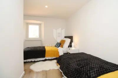 House 110 m², Pazin - indoor pool and courtyard - 10