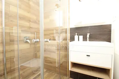 House 110 m², Pazin - indoor pool and courtyard - 13