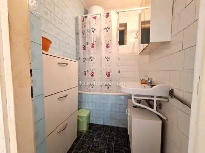 Kuća 145 m², Malinska - 2 dvosobna stana - 14