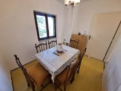 Kuća 145 m², Malinska - 2 dvosobna stana - 13