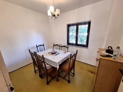Kuća 145 m², Malinska - 2 dvosobna stana - 12