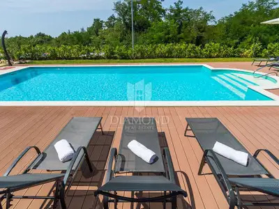 Villa 238 m², Tinjan - bazen i privatnost - 4