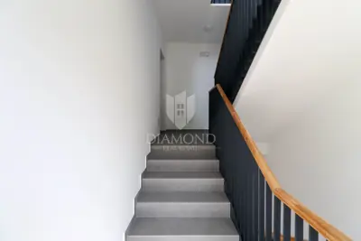 Apartment in Premantura, 2nd floor, terrace and parking space - 8