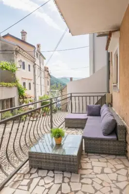 Wohnung 184 m², Bakar - alte Altstadt, 50 m vom Meer - 2