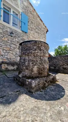 Sveti Lovreč, Wunderschöne Steinvilla mit großem Grundstück - 14