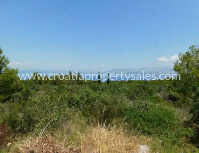 Grundstück, Brač, 38 934 m², 330 939 € - 8