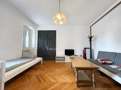 Stan 70 m², Donji Zamet - dvije sobe i okućnica - 2