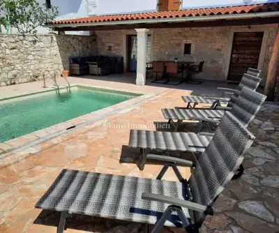 Poreč - kamena kuća s bazenom - 4