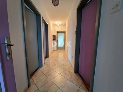 KASTAV, REŠETARI - detached house with three apartments - 14