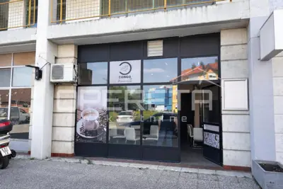 Poslovni prostor 179 m², centar Oroslavja, velika izloženost - 13