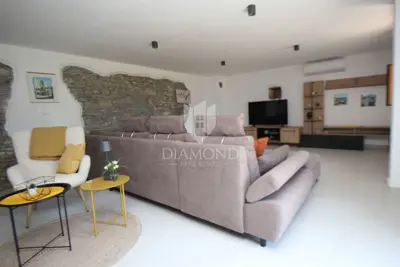 Villa 113 m², Svetvinčenat - pool and landscaped yard - 5