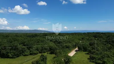 Land plot for sale in Marčana