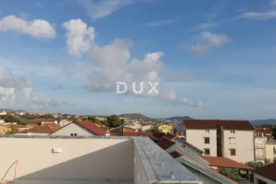 Stan 111 m², Pakoštane - krovna terasa i jacuzzi - 14