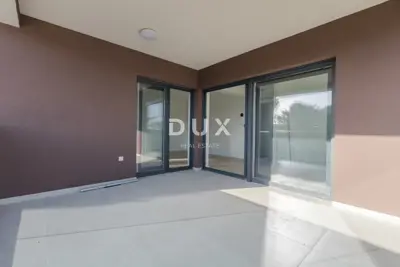 Stan 111 m², Pakoštane - krovna terasa i jacuzzi - 6