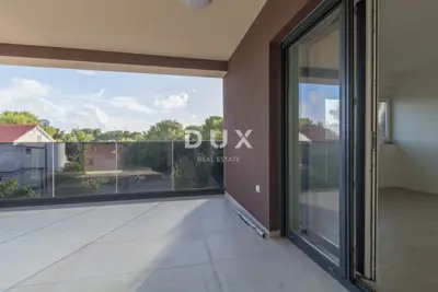 Stan 111 m², Pakoštane - krovna terasa i jacuzzi - 5