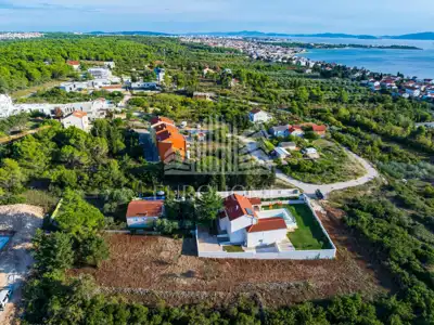 DIKLO, BUILDING PLOT WITH VIEW, 1257 m² - 3