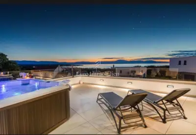 Luxury villa with a pool and sea view - Malinska - 2