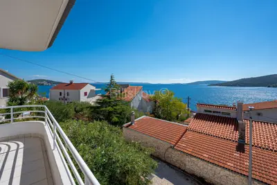 Samostojeća kuća u blizini mora, Seget Vranjica - 11