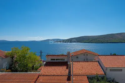 Samostojeća kuća u blizini mora, Seget Vranjica - 10