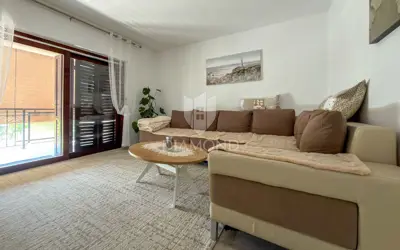 Labin, excellent 3-room apartment in a prime location