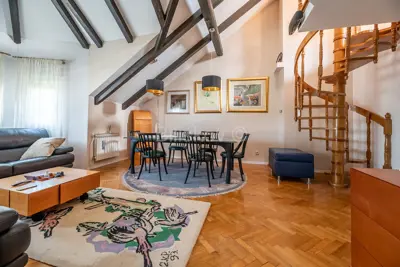 Wohnung 107 m², Lašćina - Vierzimmerwohnung, Balkon