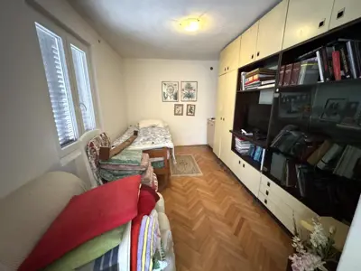 Kuća 120 m², Vinkuran - dvije stambene jedinice - 12