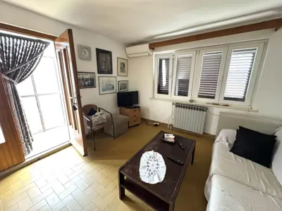 Kuća 120 m², Vinkuran - dvije stambene jedinice - 9
