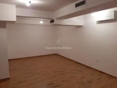 Apartman AP2, Novalja - 150 m od plaže, vrt i roštilj - 13