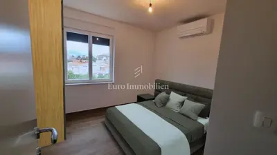 Apartman AP2, Novalja - 150 m od plaže, vrt i roštilj - 10